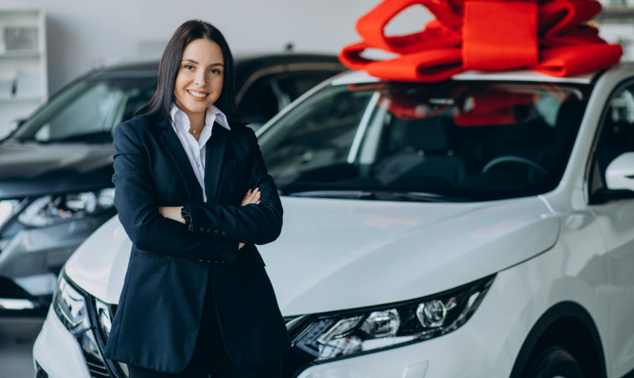 Auto entrega con moño